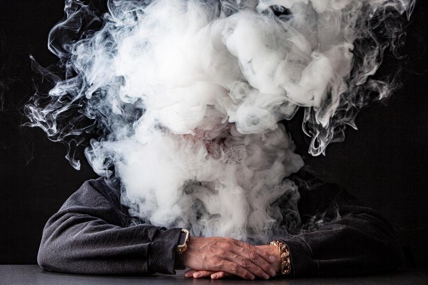 Why Doesn’t A Dry Herb Vaporizer Produce Big Clouds?