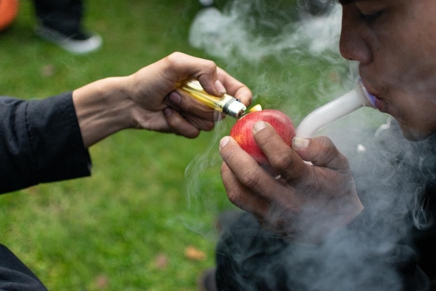 The Best Fruits and Vegetables for Making Bongs and Pipes